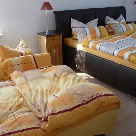 & Kunsthaus Panorama Mit Balkon Apartament *