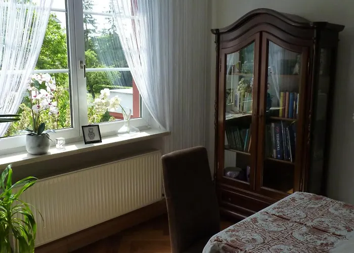 Apartament & Kunsthaus Panorama Mit Balkon *